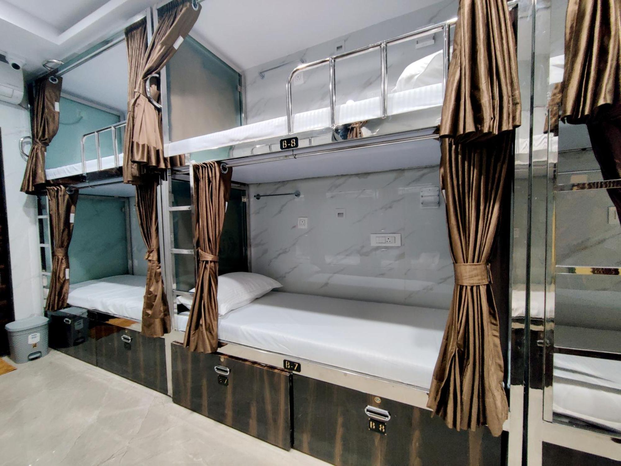 Hotel Comfy Inn มุมไบ ภายนอก รูปภาพ